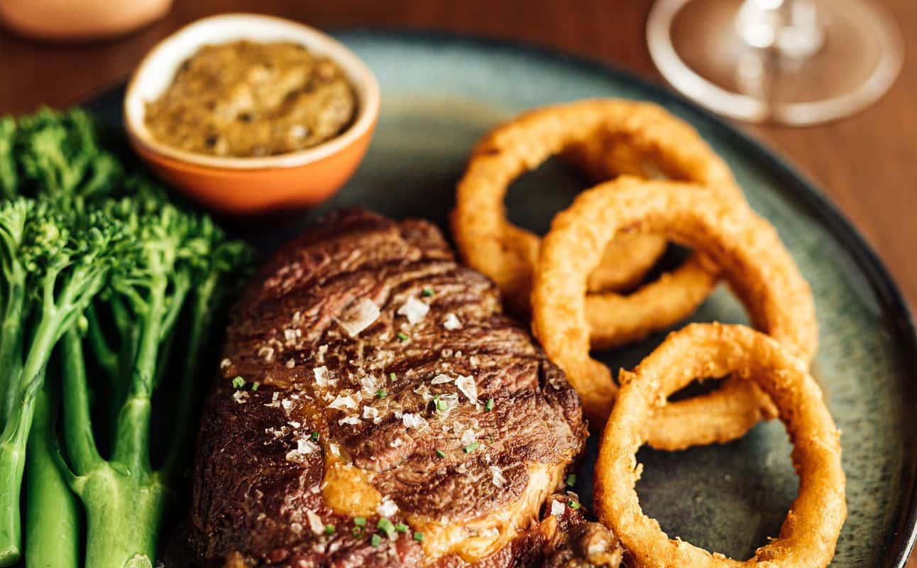 Enjoy Irish and Fusion cuisine at Farmer Browns Rathmines in Dublin 6, Dublin