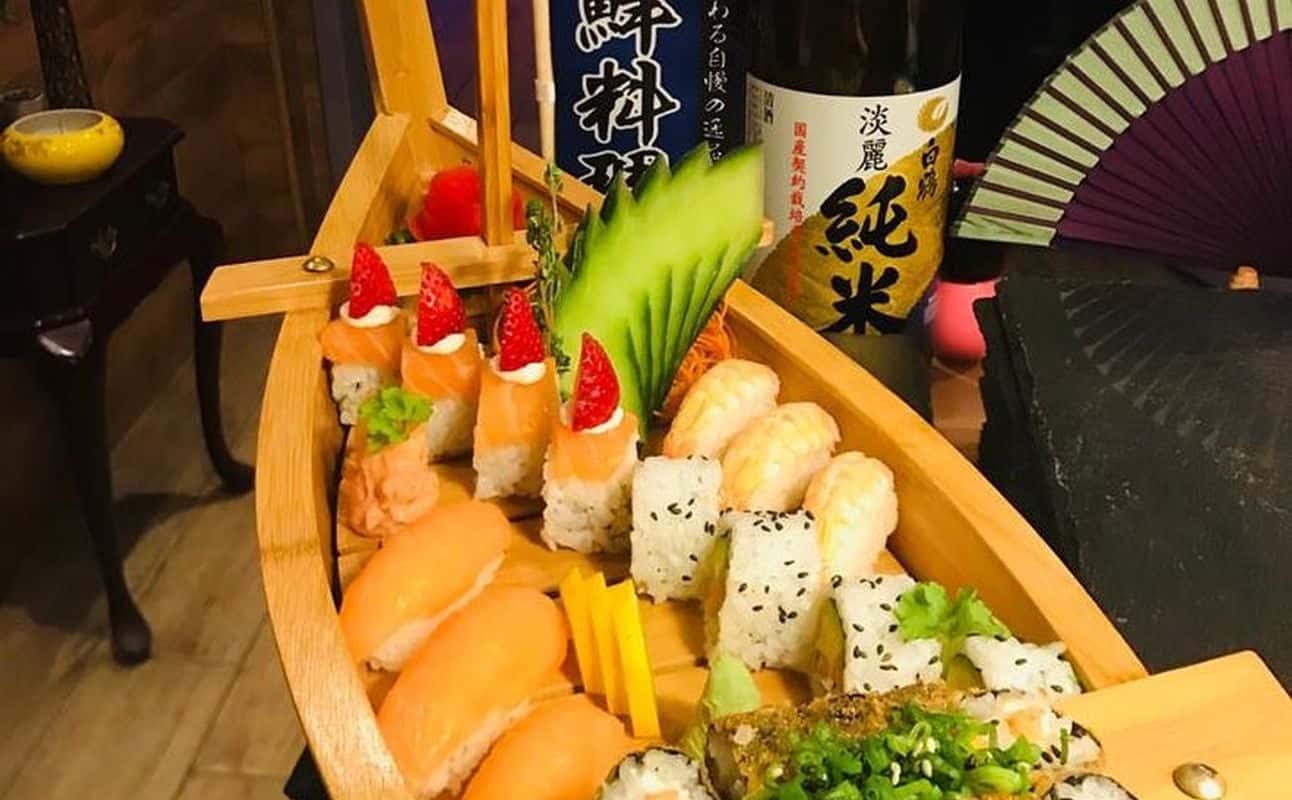 Enjoy Japanese, Chinese, Thai, Vegan options, Restaurant, Table service, $$, Families and Groups cuisine at Izumi Japanese Sushi & Chinese in Drumcondra, Dublin