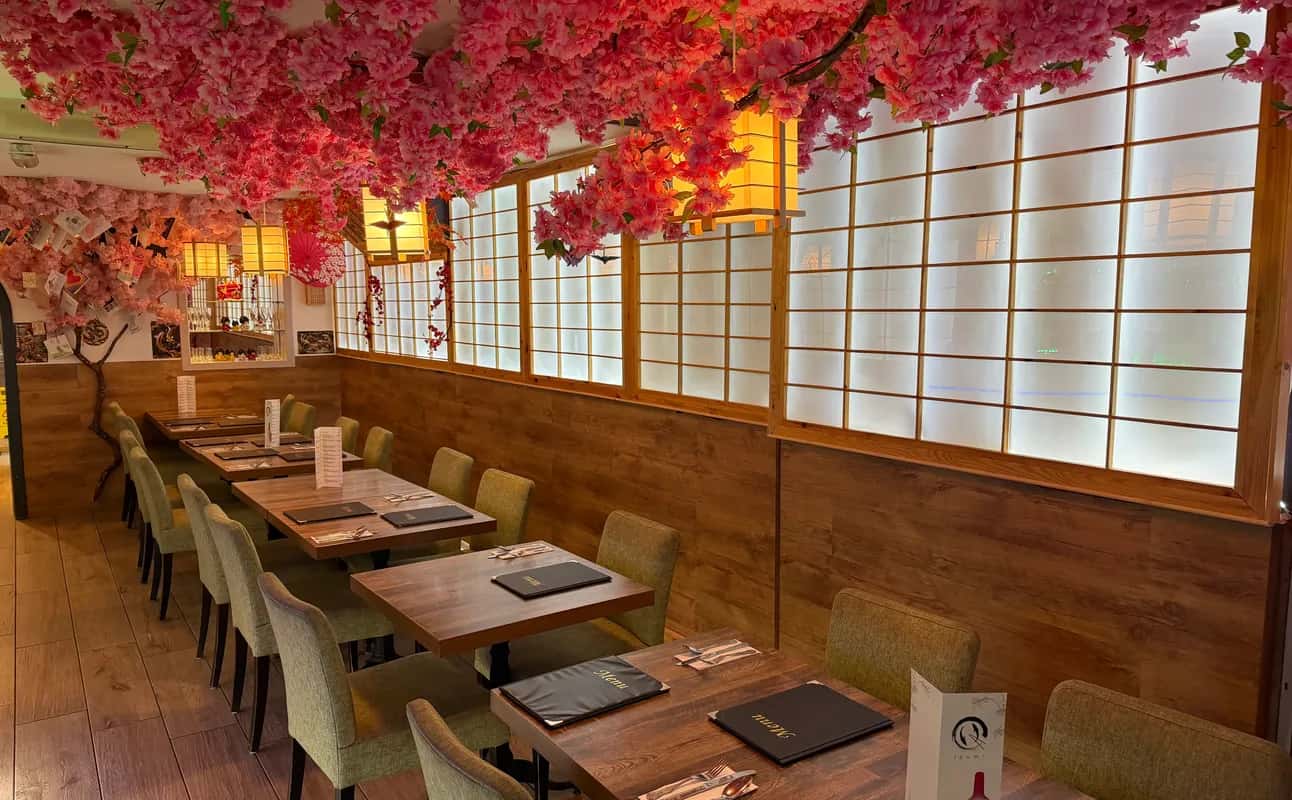 Enjoy Japanese, Chinese, Thai, Vegan options, Restaurant, Table service, $$, Families and Groups cuisine at Izumi Japanese Sushi & Chinese in Drumcondra, Dublin