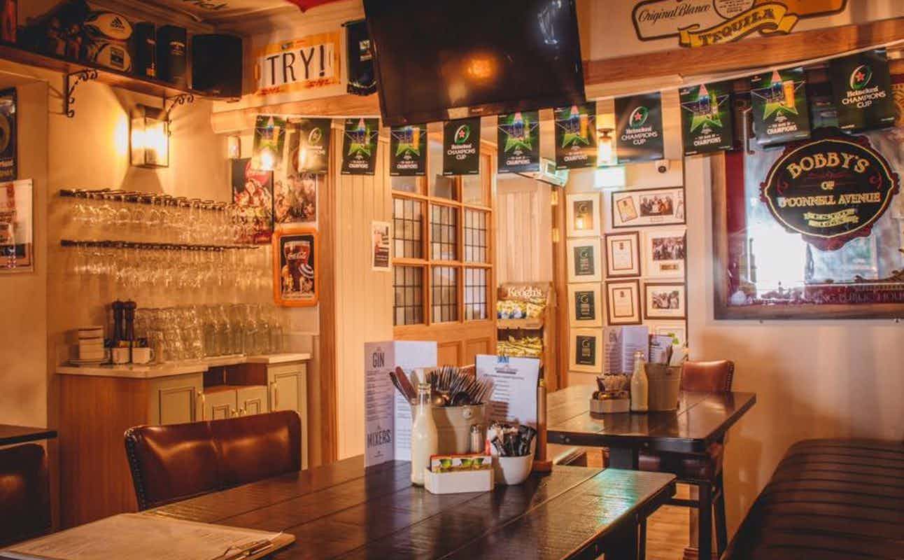 Enjoy Burgers, Pizza and Pub Food cuisine at Bobby Byrnes in Limerick City Centre, Limerick